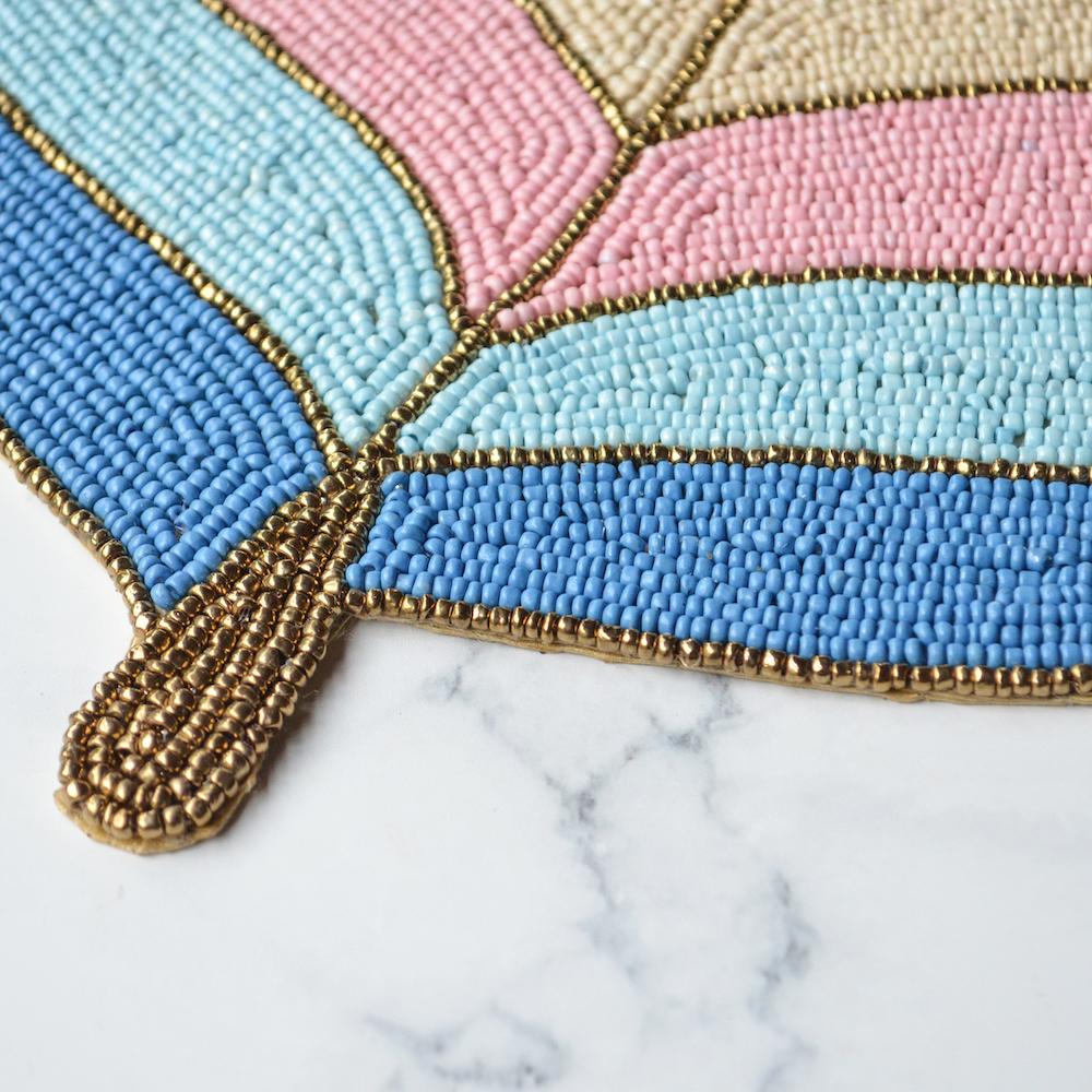 beadsfeatherbottom_1000x